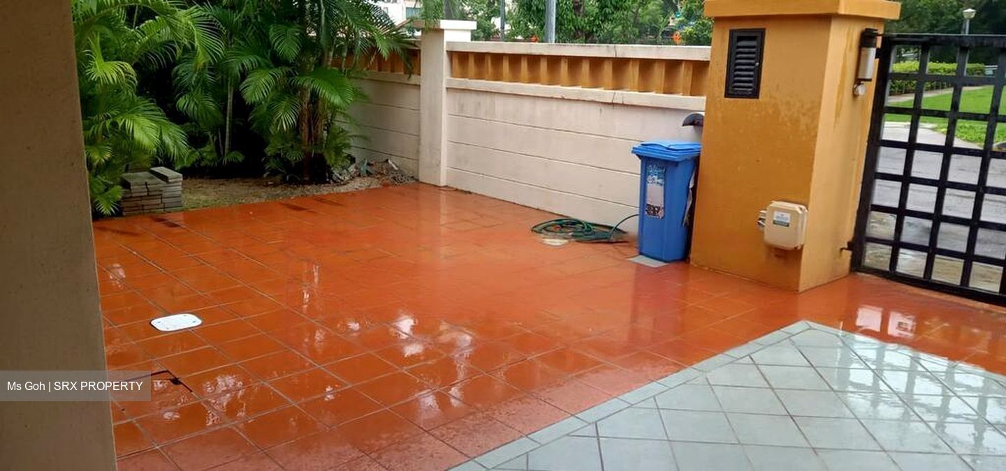 Mera Terrace (D16), Terrace #528274171